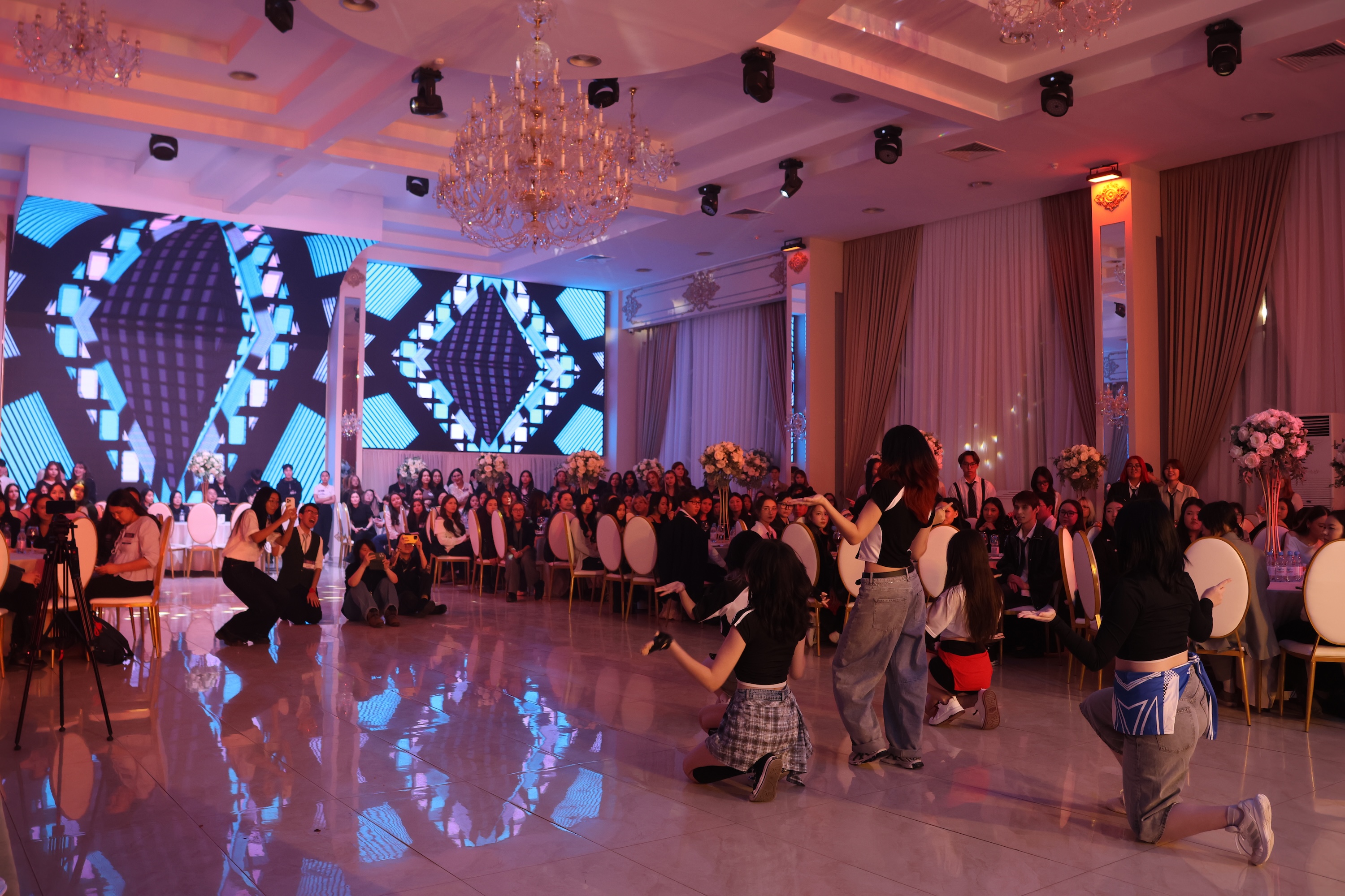 K-커뮤니티와 함께하는 2025 연말행사 개최