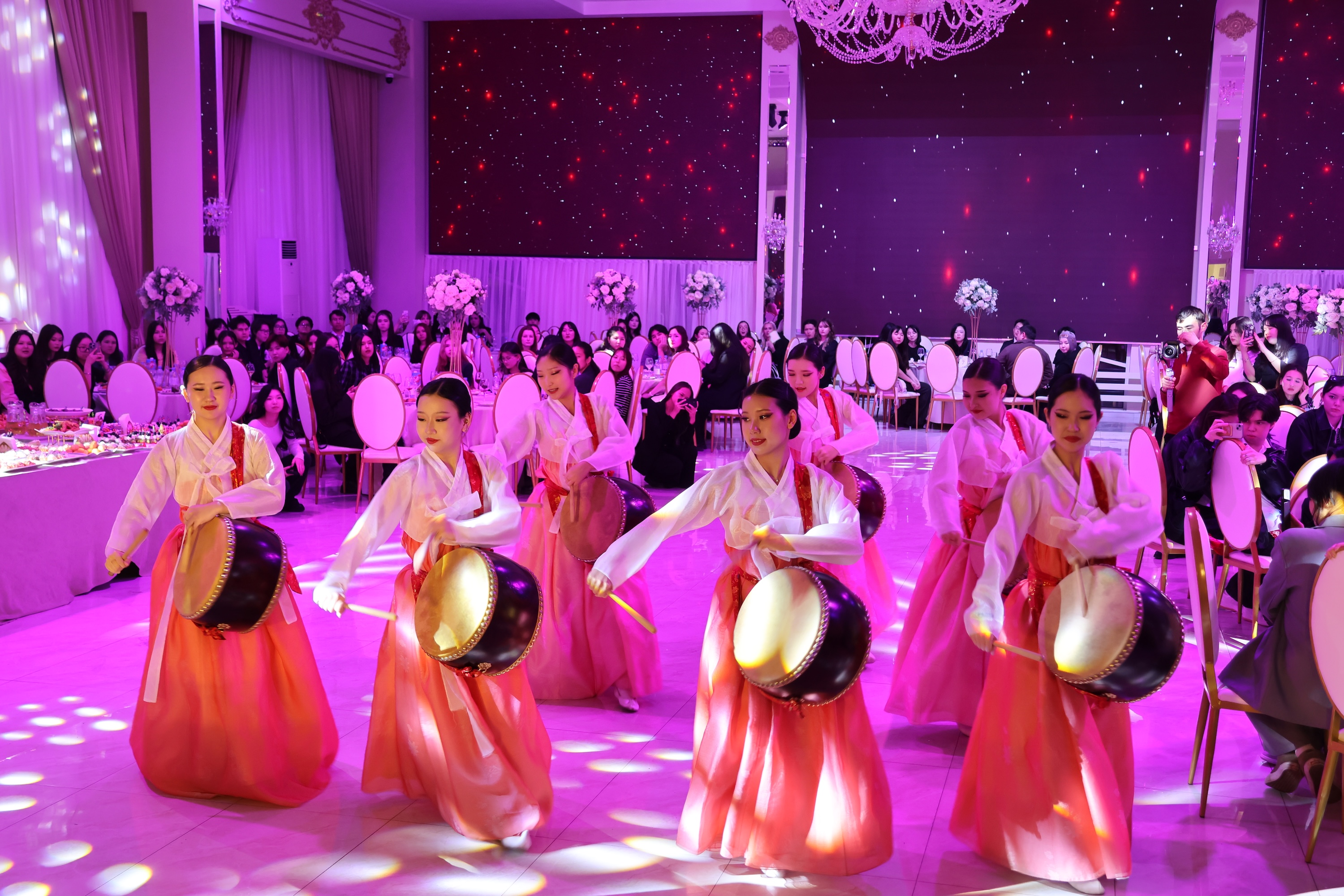 K-커뮤니티와 함께하는 2025 연말행사 개최