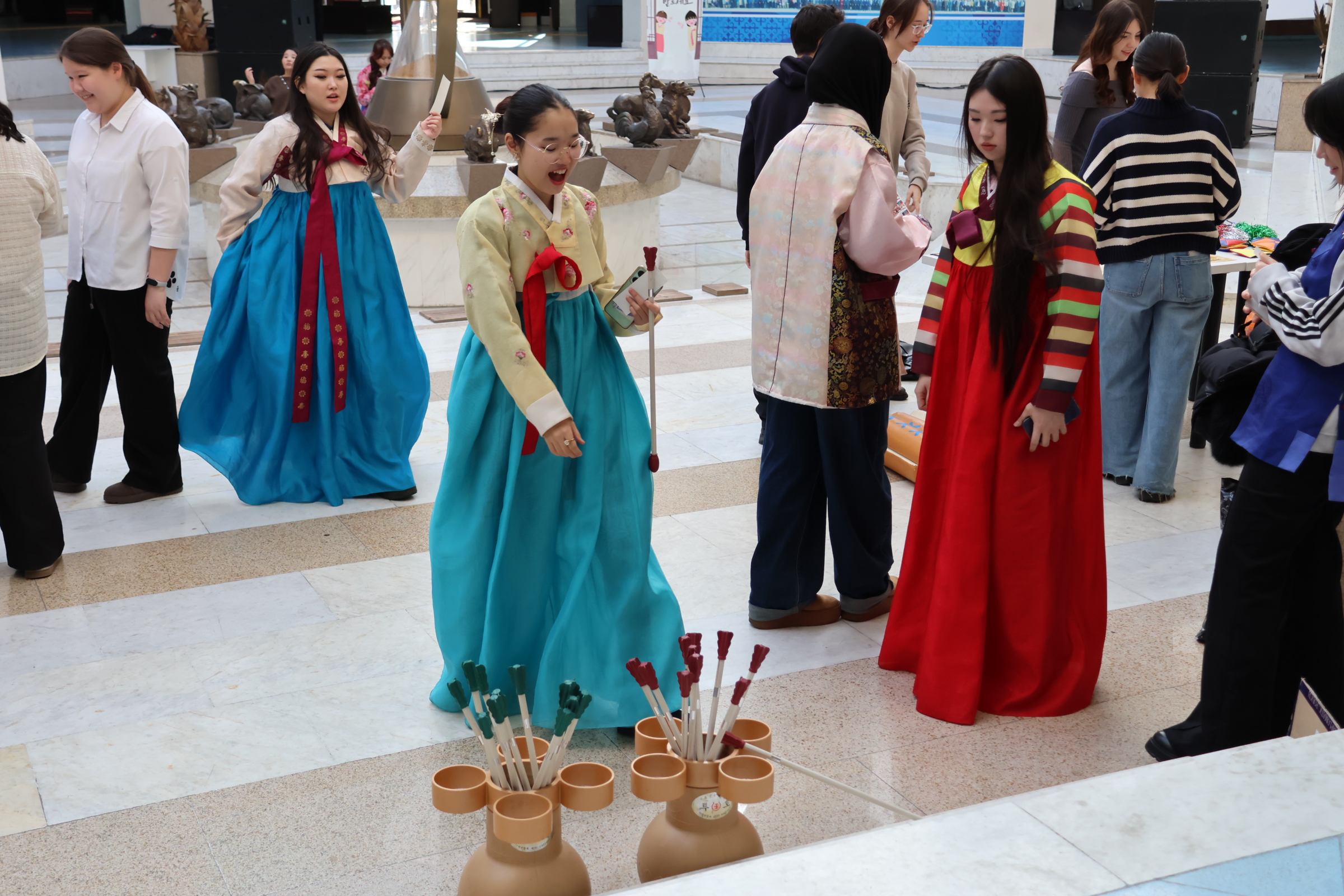 유라시아 대학교 한국문화 행사 <설날> 개최