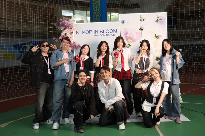 Heemang Crew 협업 <K-POP in Bloom Random Dance> 행사 개최