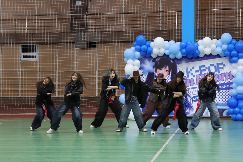 Heemang Crew 협업 <K-POP in Bloom Random Dance> 행사 개최