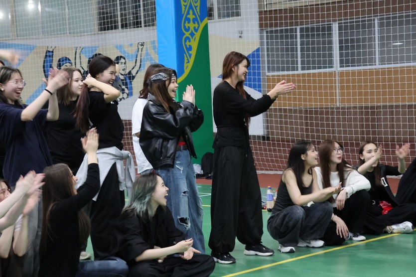 Heemang Crew 협업 <K-POP in Bloom Random Dance> 행사 개최