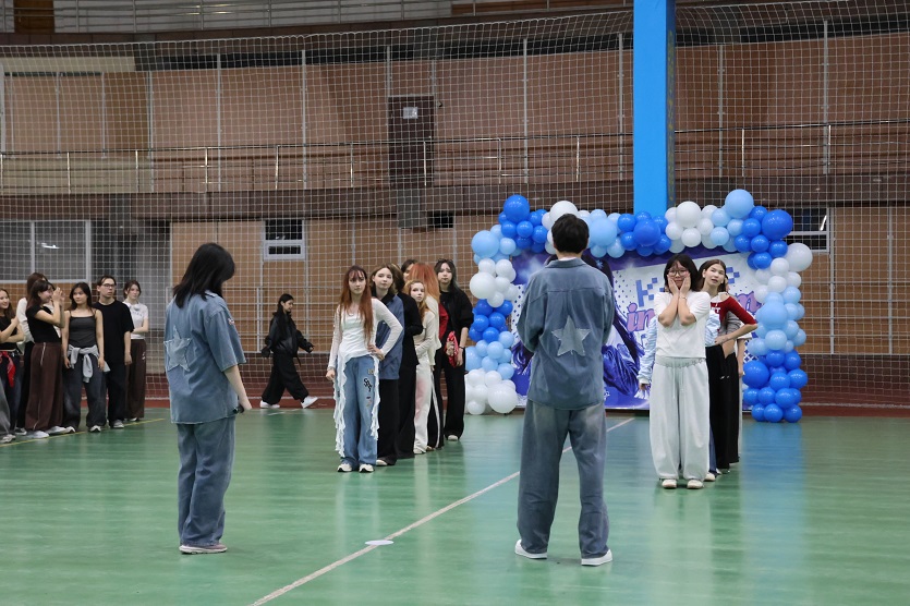 Heemang Crew 협업 <K-POP in Bloom Random Dance> 행사 개최