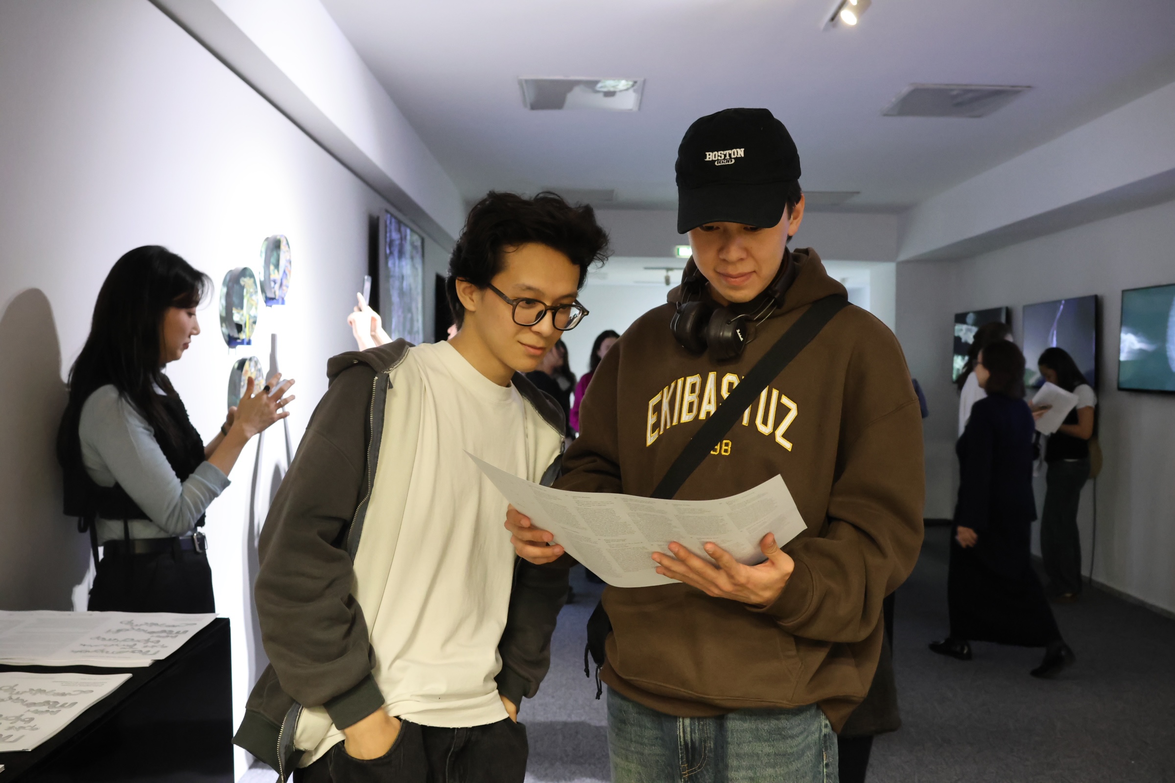 황선정 개인전 《Planetary Weaving》 개막식 개최