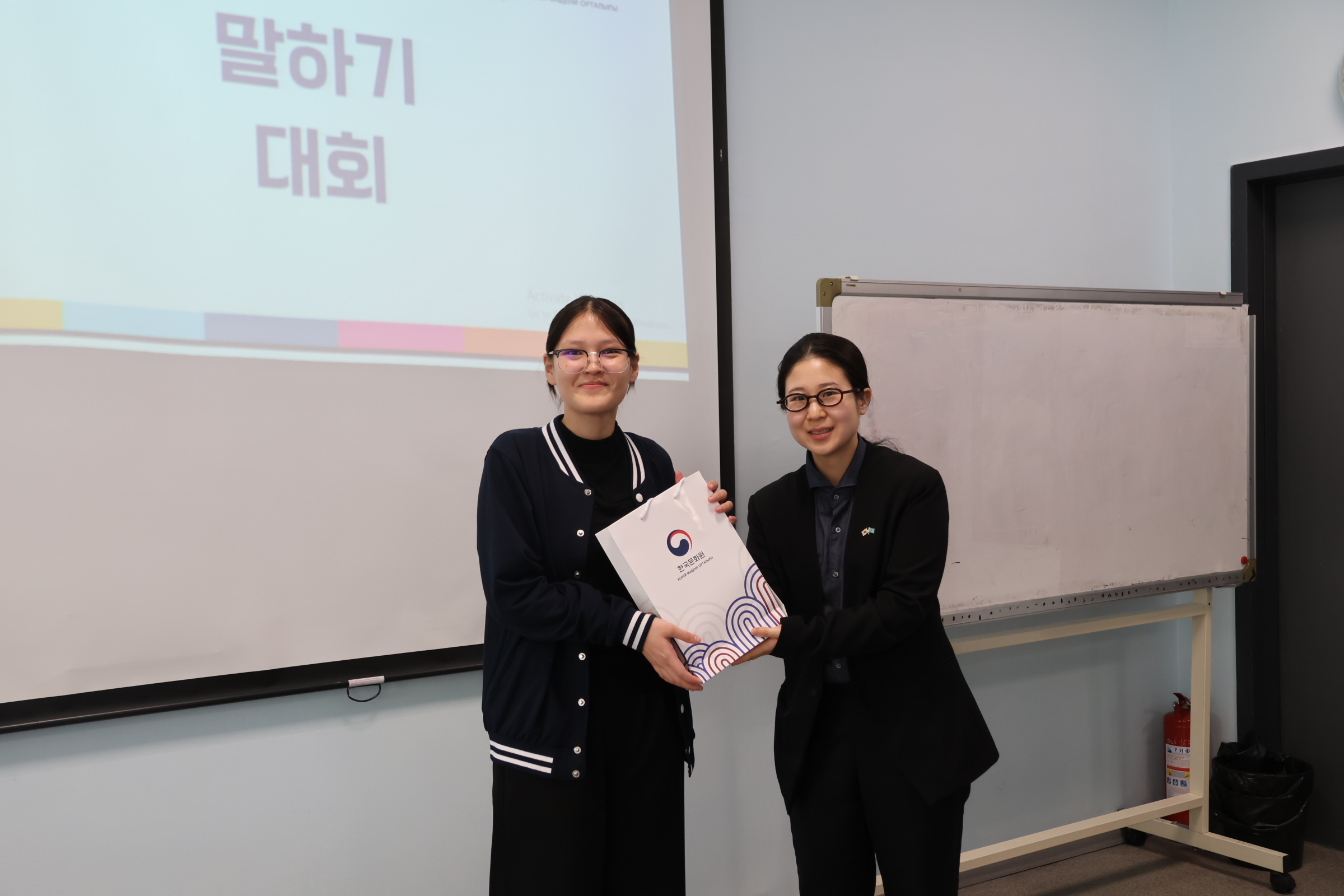 국립유라시아대학교 말하기 대회 행사 개최