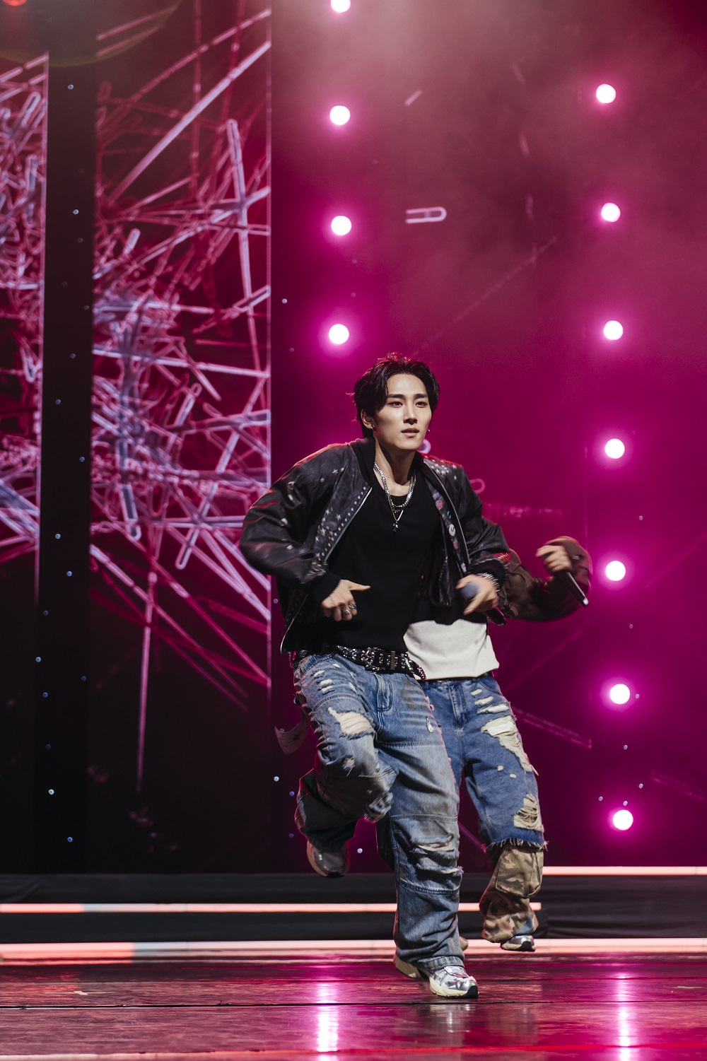 One Beat: K-Pop & Q-Pop 콘서트 개최