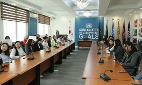  Қазақ ұлттық қыздар педагогикалық университетінде «K-Lit & Treats» іс-шарасы өтті