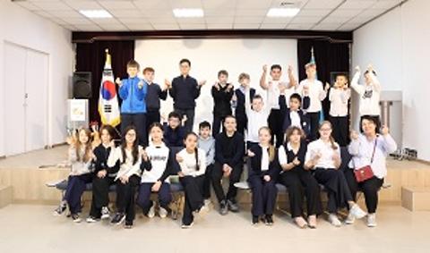  №3 гимназия оқушылары Мәдени орталыққа келді