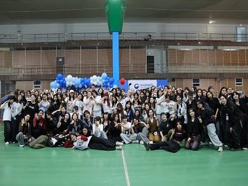 Heemang Crew 및 Only 1 협업 <K-POP in Bloom Random Dance> 행사 개최